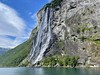 Geirangerfjord a vodopád Sedm sester